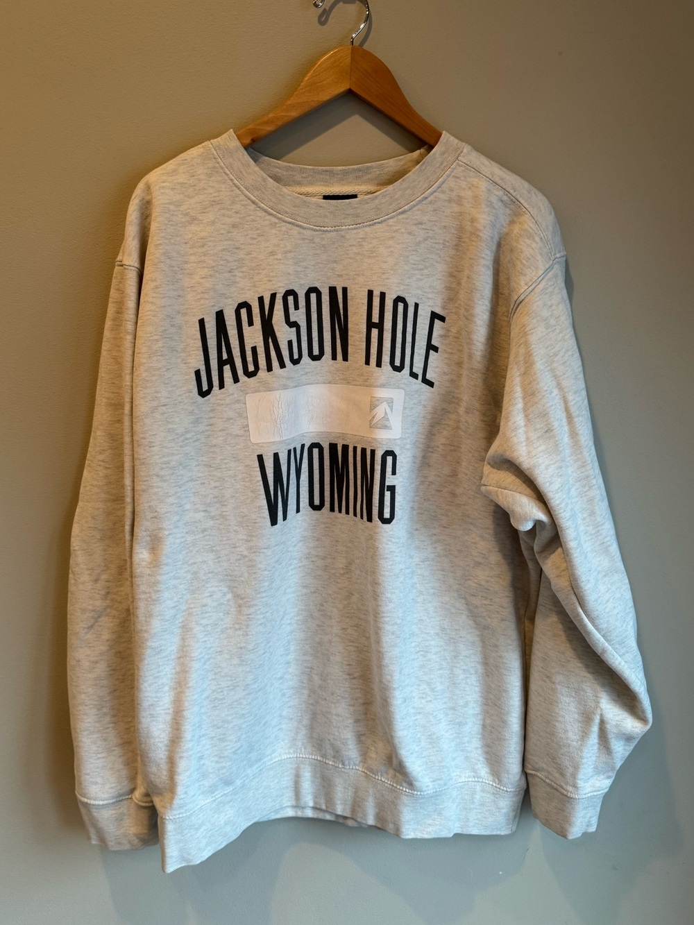 Jackson Hole Wyoming Light Gray Crewneck Sweatshirt Size Large
